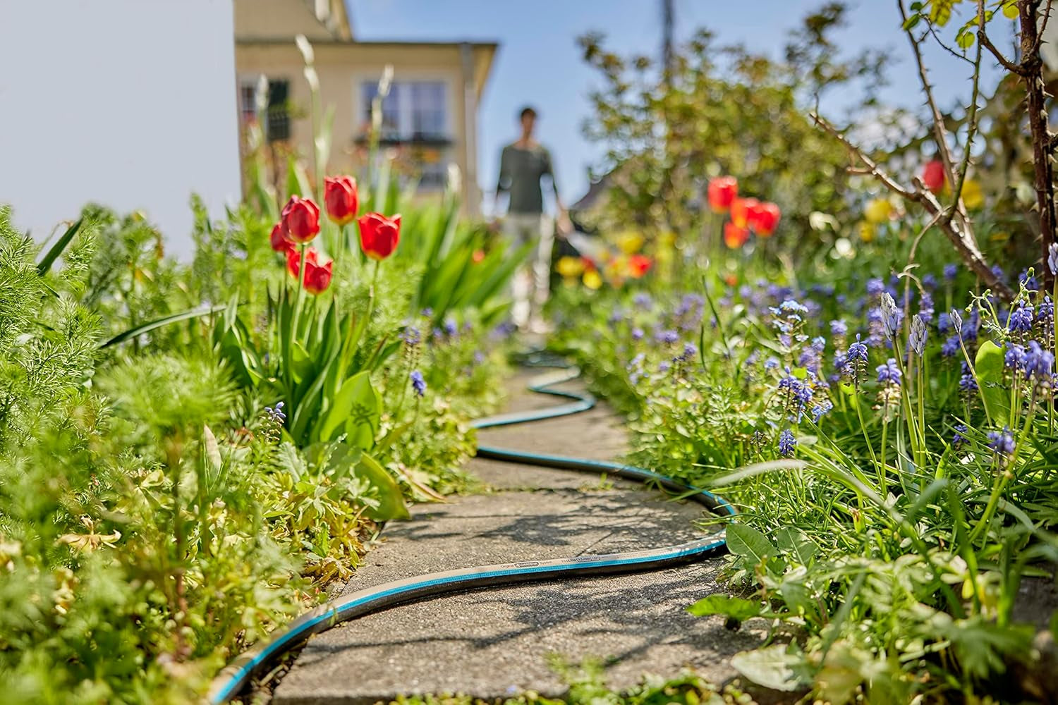 Gardena EcoLine slang 1/2 inch, 20 m zonder systeemcomponenten: Duurzame tuinslang van gerecycled plastic, vrij van ftalaten en schadelijke stoffen, sterke gripfunctie, vorst- en UV-bestendig (18930-20)