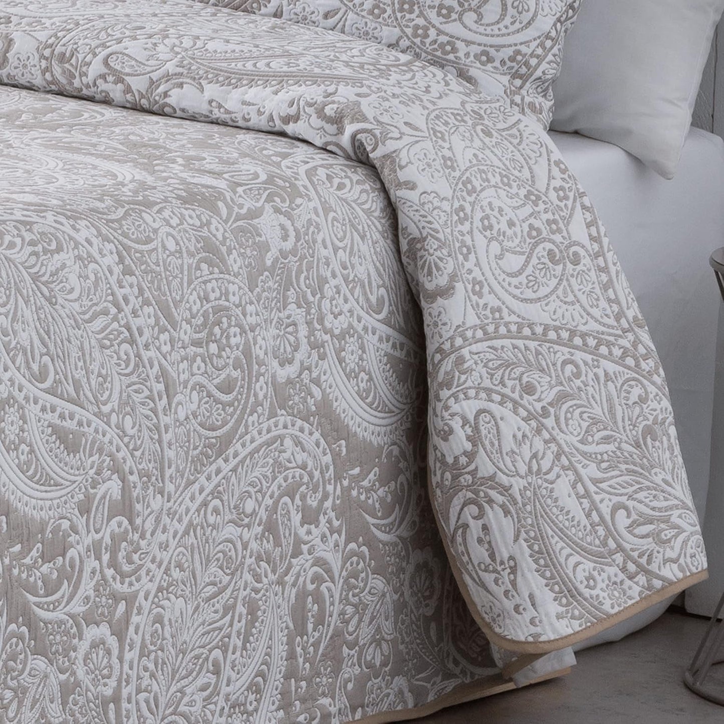 VIALMAN Sofia 30 Bouti Licht dekbed voor tweepersoonsbed | dekbedmaat 250 X 270 cm, grijs Quilts en quilts Naty Shop
