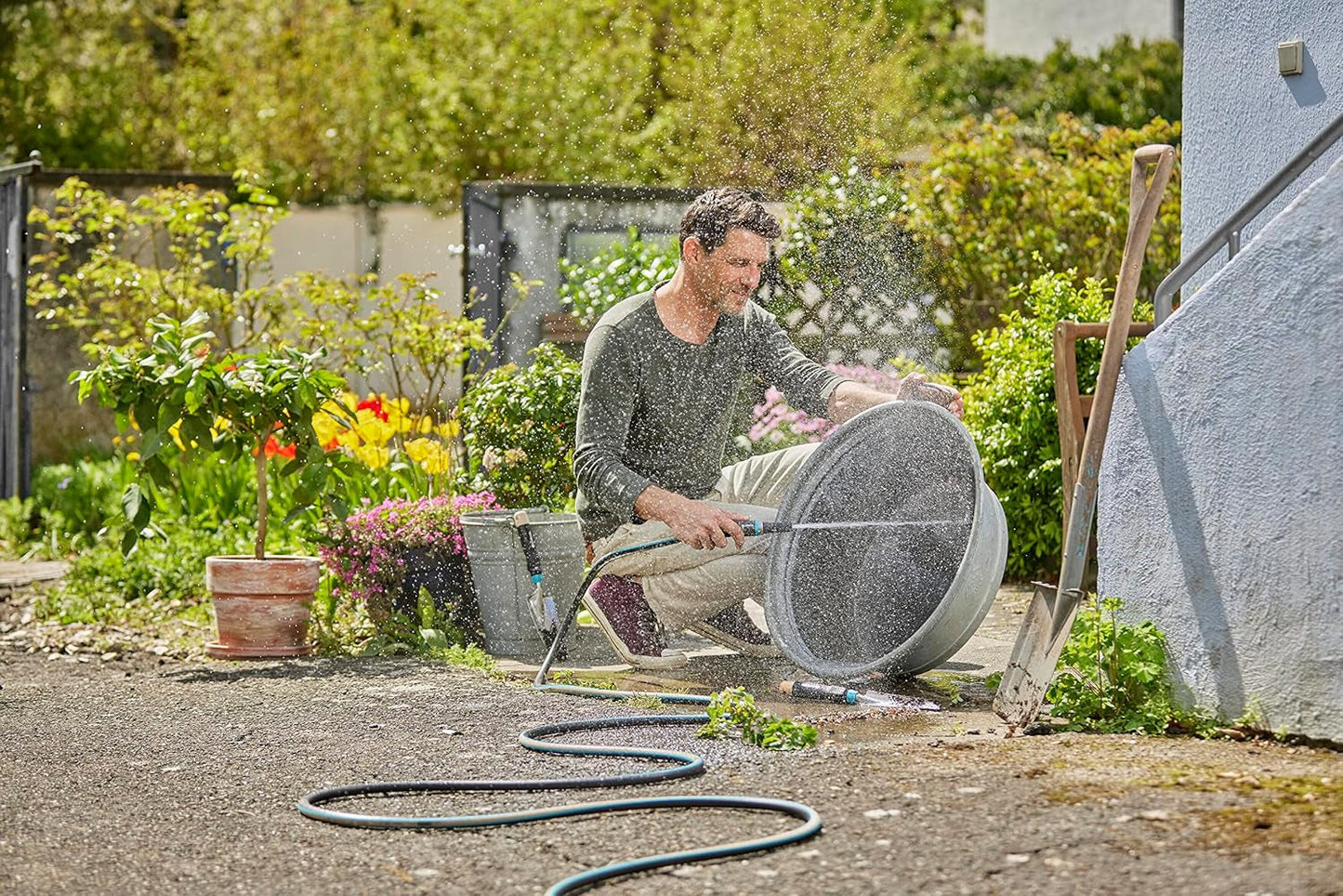 Gardena EcoLine slang 1/2 inch, 20 m zonder systeemcomponenten: Duurzame tuinslang van gerecycled plastic, vrij van ftalaten en schadelijke stoffen, sterke gripfunctie, vorst- en UV-bestendig (18930-20)