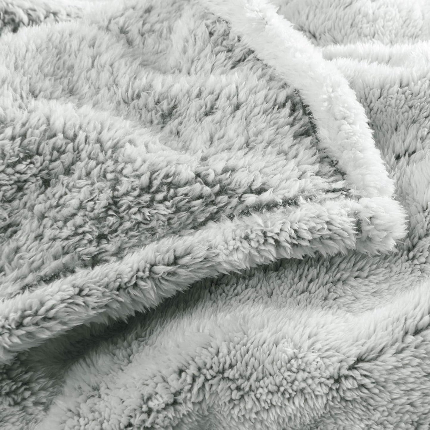 Aqua-Textil Pluizige knuffeldeken 150 X 200 Cm Grijs Wit Melange Pluche TV-deken Sprei Sherpa Fleece Oeko-Tex Ottawa Bedden en dekens Besuche den aqua-textil-Store