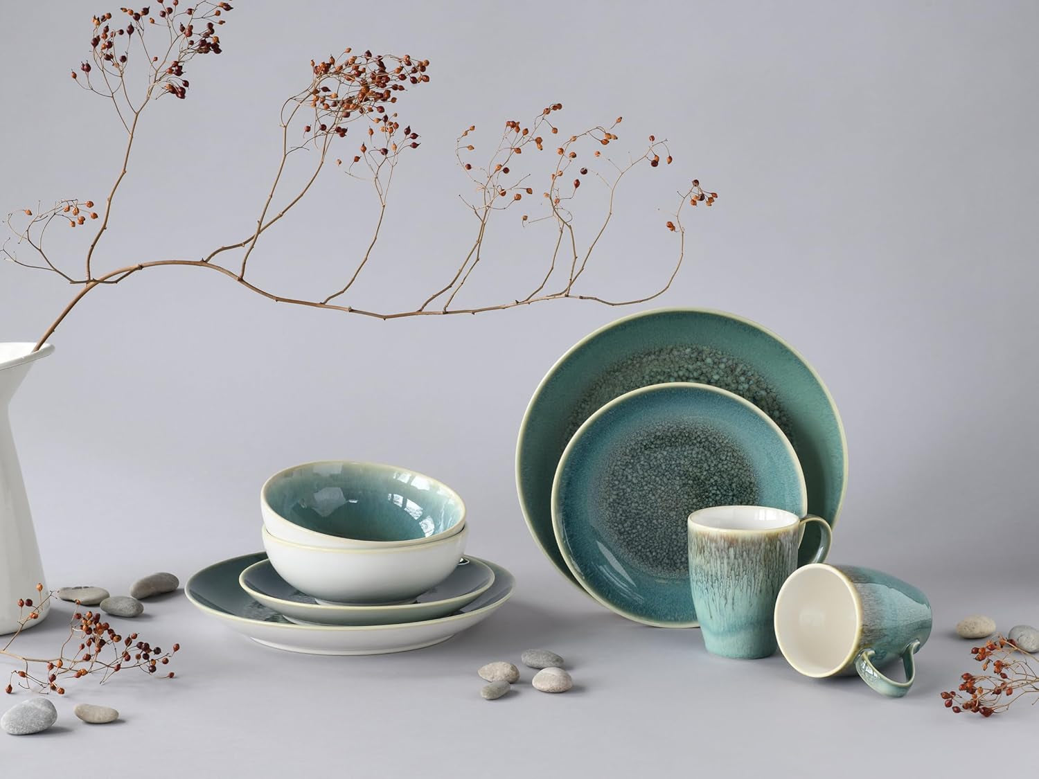 Creatable, Caldera-serie, vaatwasser- en magnetronbestendige serviesset van steengoed, kwaliteitsproductie (groene 8-delige comboset)