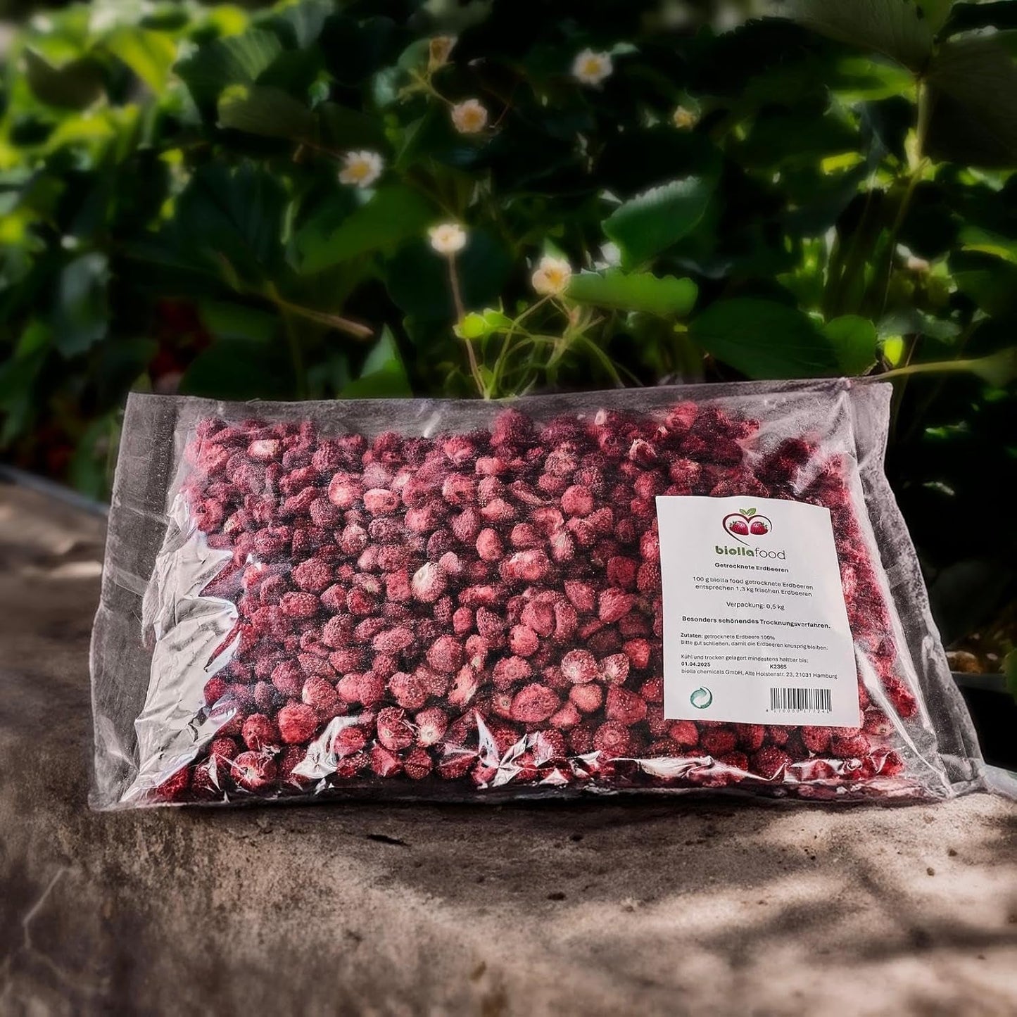 biolla food hele gedroogde aardbeien, 0,5 kg, 100% natuurlijk. Gezonde tussendoortjes voor kinderen. Ideaal voor smoothies, havermuesli, thee en pap. Lange houdbaarheid. VEGAN, GLUTENVRIJ, RAW FOOD Naty Shop Gedehydrateerde producten