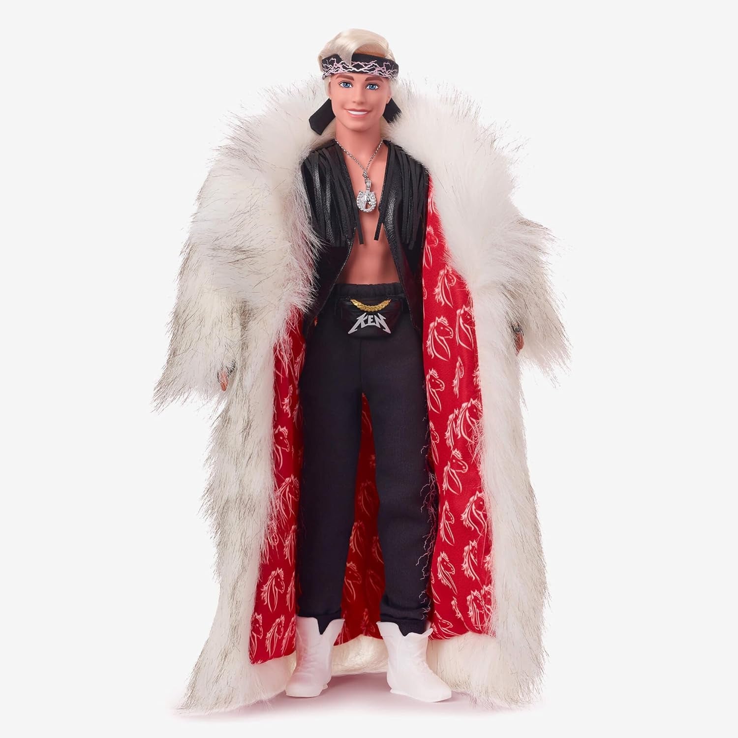 Barbie The Movie Collectible Ken-pop met grote nepbontjas en zwart vest met franjes en bandana, HRF31