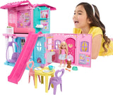 Barbie Chelsea poppenhuis met meer dan 15 accessoires, pop-uphuis kan worden uitgebreid tot meer dan 42 x 33 cm met 5 speelplekken en een glijbaan, met een kleine pop en een hond, JFW49