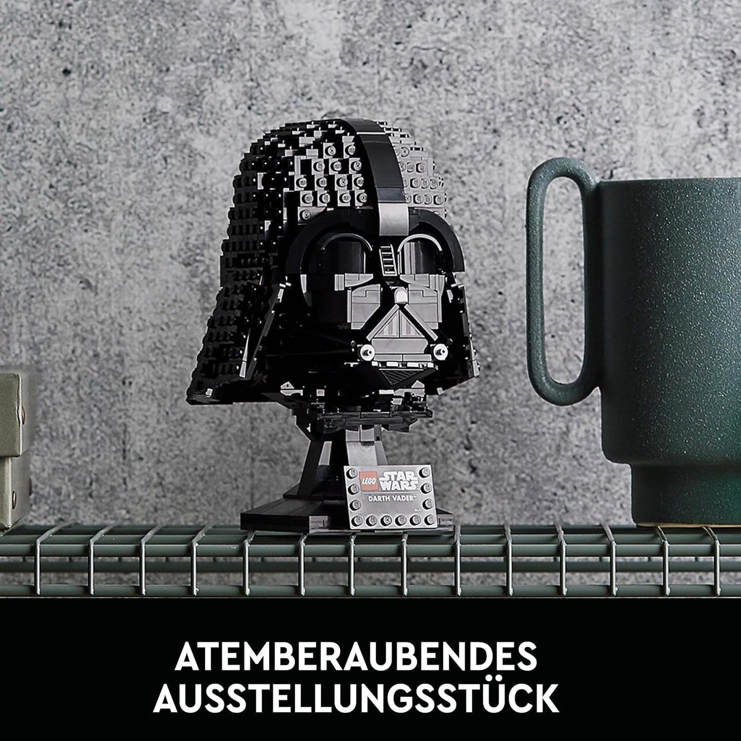 LEGO Star Wars Darth Vader Helm-bouwset voor volwassenen, cadeau-idee voor mannen, vrouwen, hem of haar, verzamelmodel om te bouwen en tentoon te stellen 75304 Bouwsets Bekijk de LEGO-Store