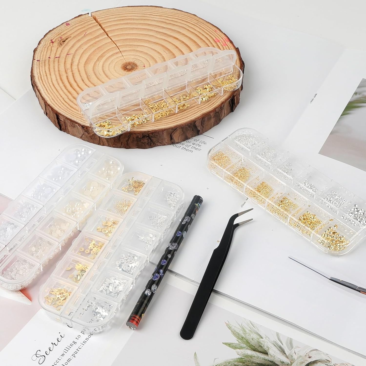 Nagelsleutelhangers 4 boxset - 48 soorten gouden en zilveren 3D nagelsleutelhangers (vlinders, bloemen, parels, enz.) + pincet en pen - voor doe-het-zelf gel- en acrylnagels | Ideaal voor nagelsalon en thuis