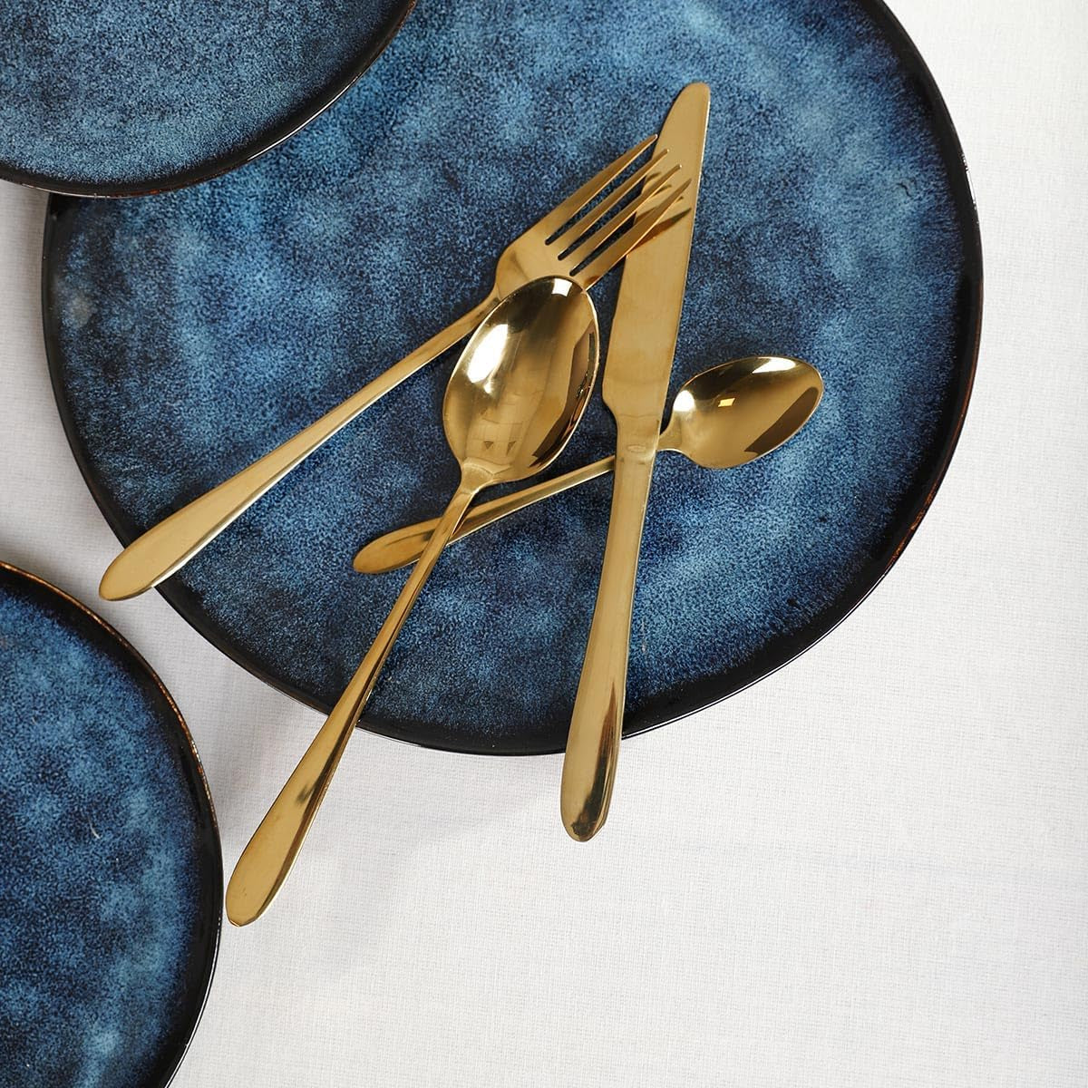 HOMLA Abele Besteckset voor vier personen 16-Teilig Edelstahl Hygienisch Elegant Leicht Zu Reinigen Gold Kitchen Naty Shop