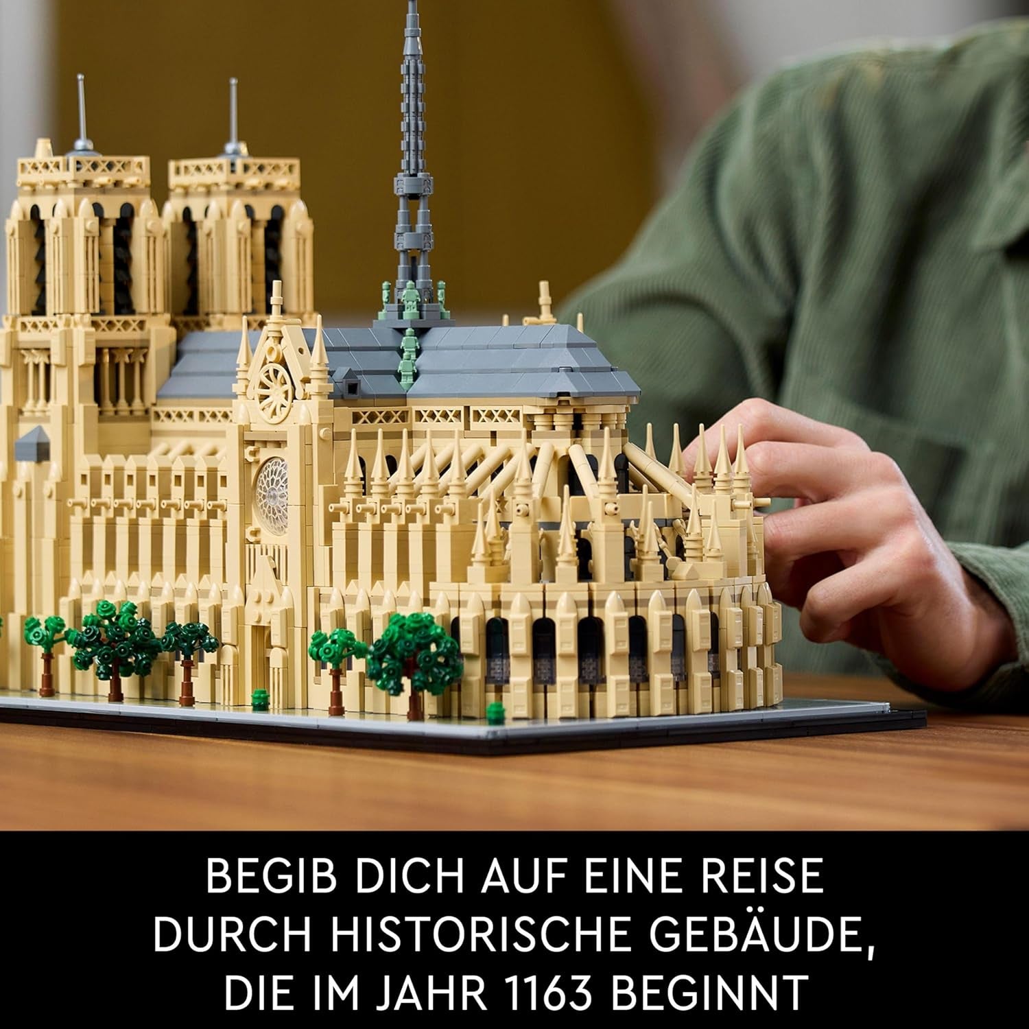 LEGO Architecture Notre-Dame de Paris, verzamelobject voor volwassenen, Frankrijk-souvenir, cadeau voor vrouwen, mannen, globetrotters en alle liefhebbers van geschiedenis, architectonisch model 21061 Bouwsets Besuche in LEGO-Store