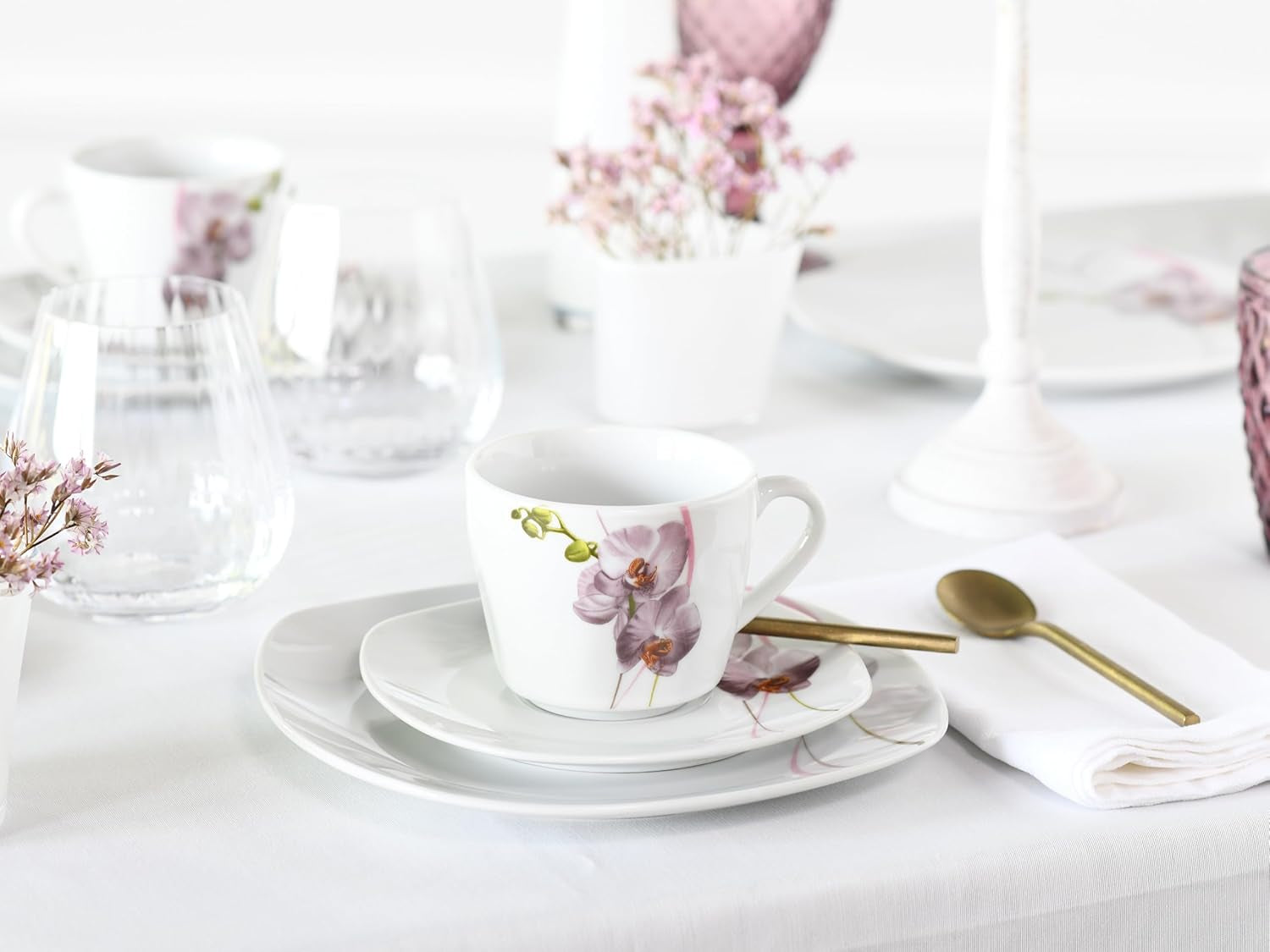 CreaTable, 24024, Square Orchid-serie, 18-delige serviesset voor 6 personen, porseleinen koffieservies, vaatwasmachine- en magnetronbestendig, kwaliteitsproductie