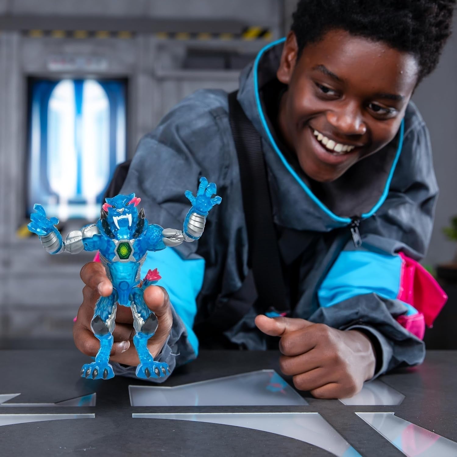 Verhuizers; Verplaats het ultieme beest. Ervaar en creëer de Stealth Panther-actiefiguur van Mrbeast. 3 om te verzamelen, Iconische Panther, Stealth Panther, Metallic Panther Actiefiguren Naty Shop