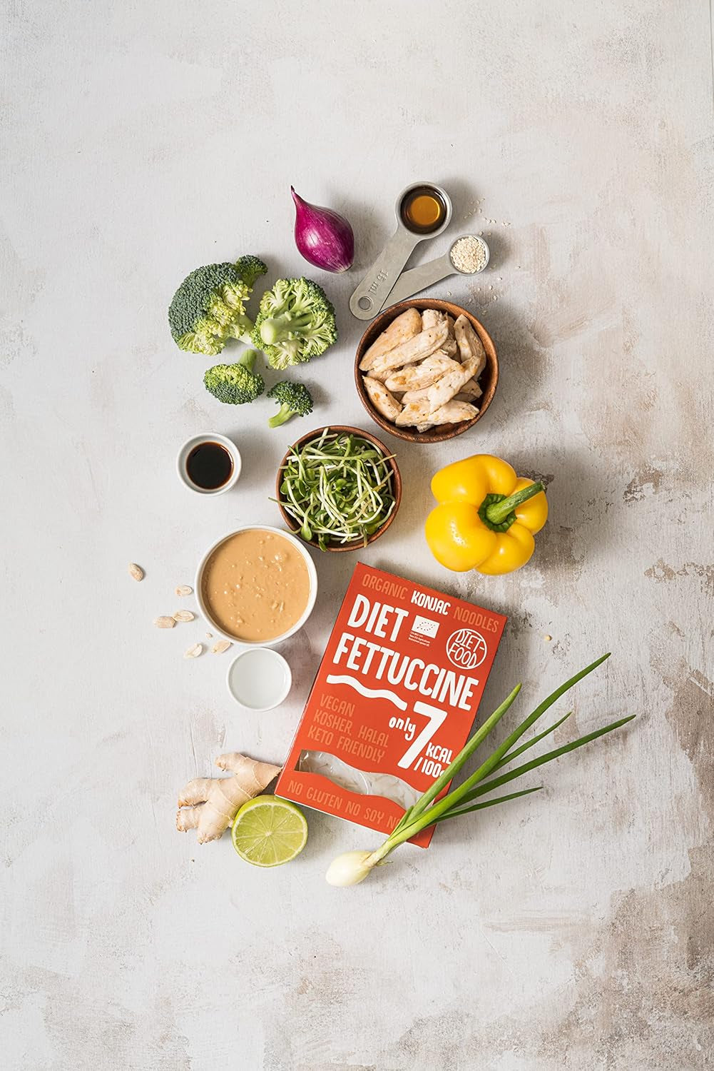 Fettuccine Konjac Noodles Bio Shirataki Diet-Food - 300 g, koolhydraatarm, suikervrij, keto, veganistisch, caloriearm, glutenvrij en eivrij, gemaakt van Konjac-meel