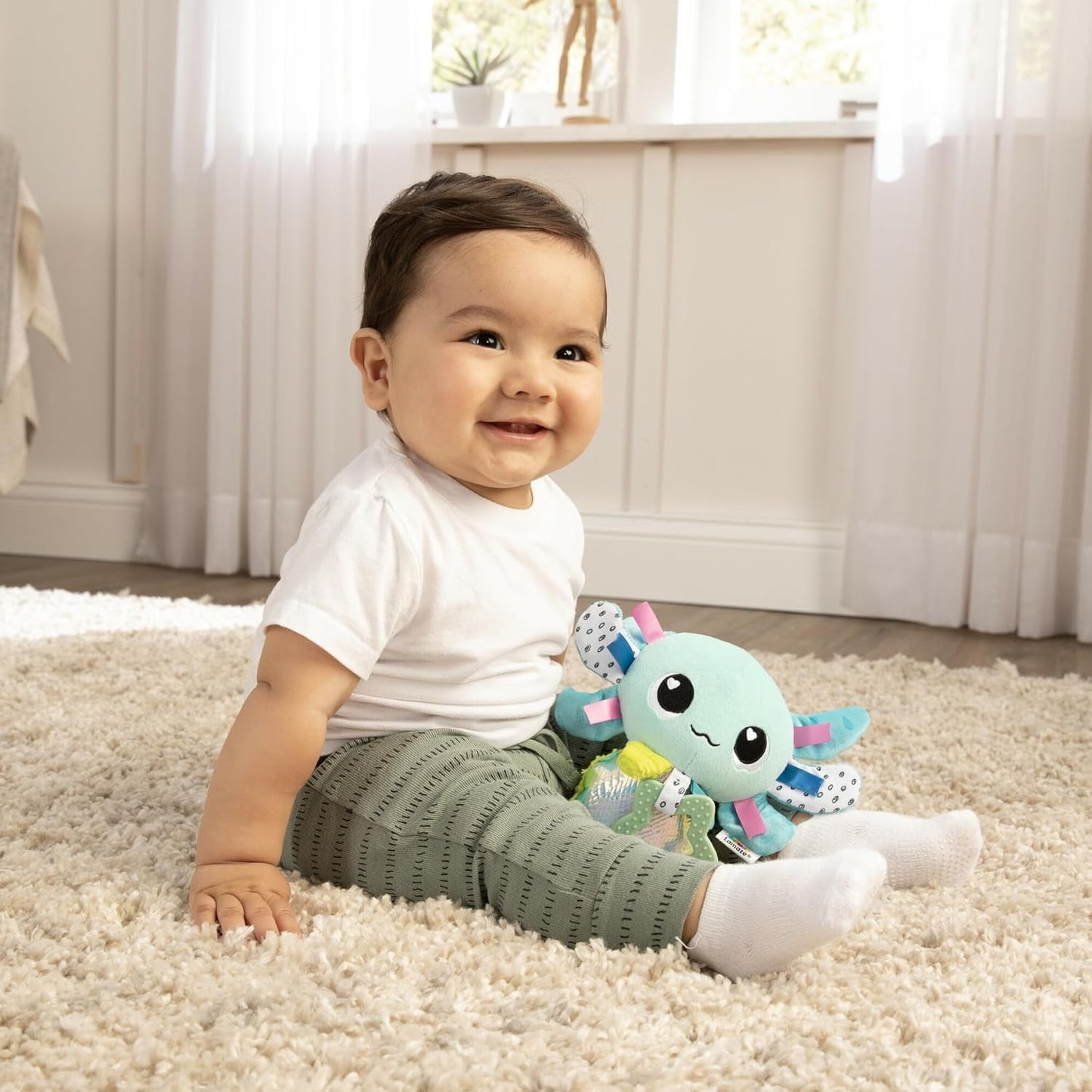 LAMAZE Alise Axolotl - Clip & Go kinderwagenspeelgoed - Zintuiglijk babyspeelgoed - 0-6 maanden vroeg leerspeelgoed - Vakkundig ontworpen voor pasgeborenen - Kraamcadeaus Bebe Naty Shop Speelgoed