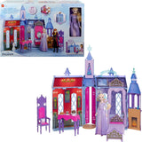 Mattel Disney Frozen - Kasteel Arendelle poppenhuis (60 cm+) met Elsa pop, 4 speeltuinen en 15 Disney Frozen II meubels en accessoires, HLW61