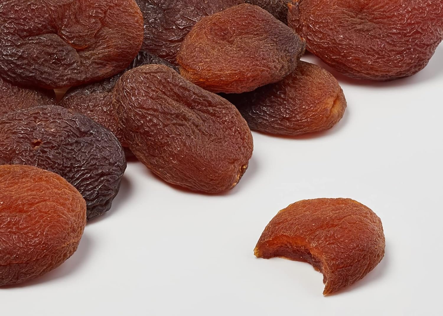 Seeberger Ongezwavelde Abrikozen: Onbehandelde gedroogde abrikozen met een zoete, fruitige smaak - geen toegevoegde suikers - ontpit, veganistisch (1 x 125g) Naty Shop Gedehydrateerde producten