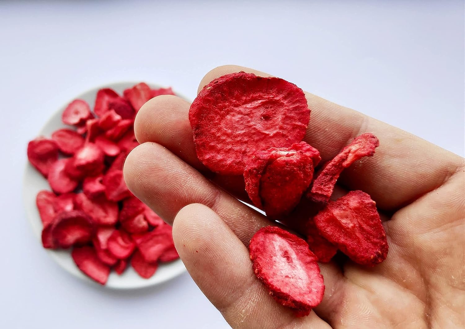 Gevriesdroogde aardbeien | Gevriesdroogd fruit Gevriesdroogd | Gedroogd fruit zonder suiker Gedroogd fruit | Gedroogde aardbeien Gevriesdroogd | Gevriesdroogd fruit (90g) Gedroogde producten Naty Shop