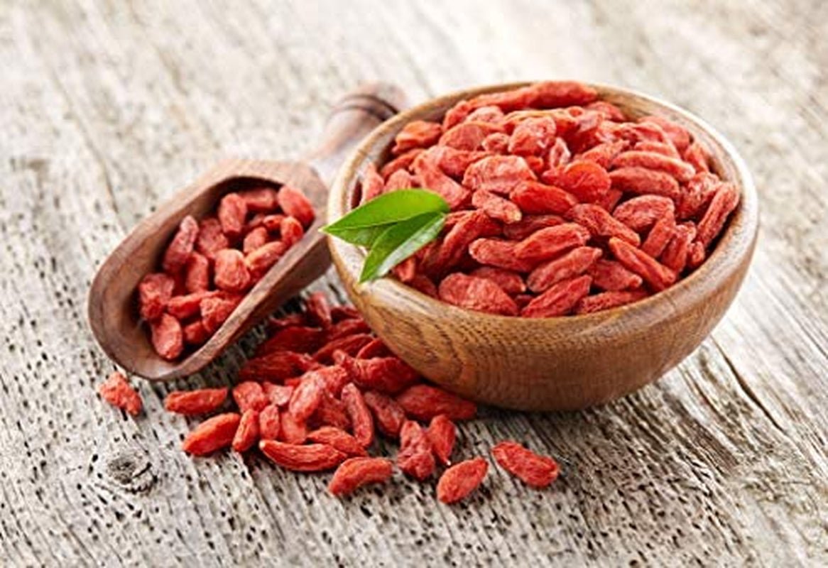 Carefood - Biologisch Goji Fruit - Superfood 100% natuurlijk gedroogd fruit - biologische snack zonder toegevoegde suikers en geschikt voor veganisten - zoete smaak met een lichte zuurgraad - 200 g Naty Shop gedehydrateerde producten