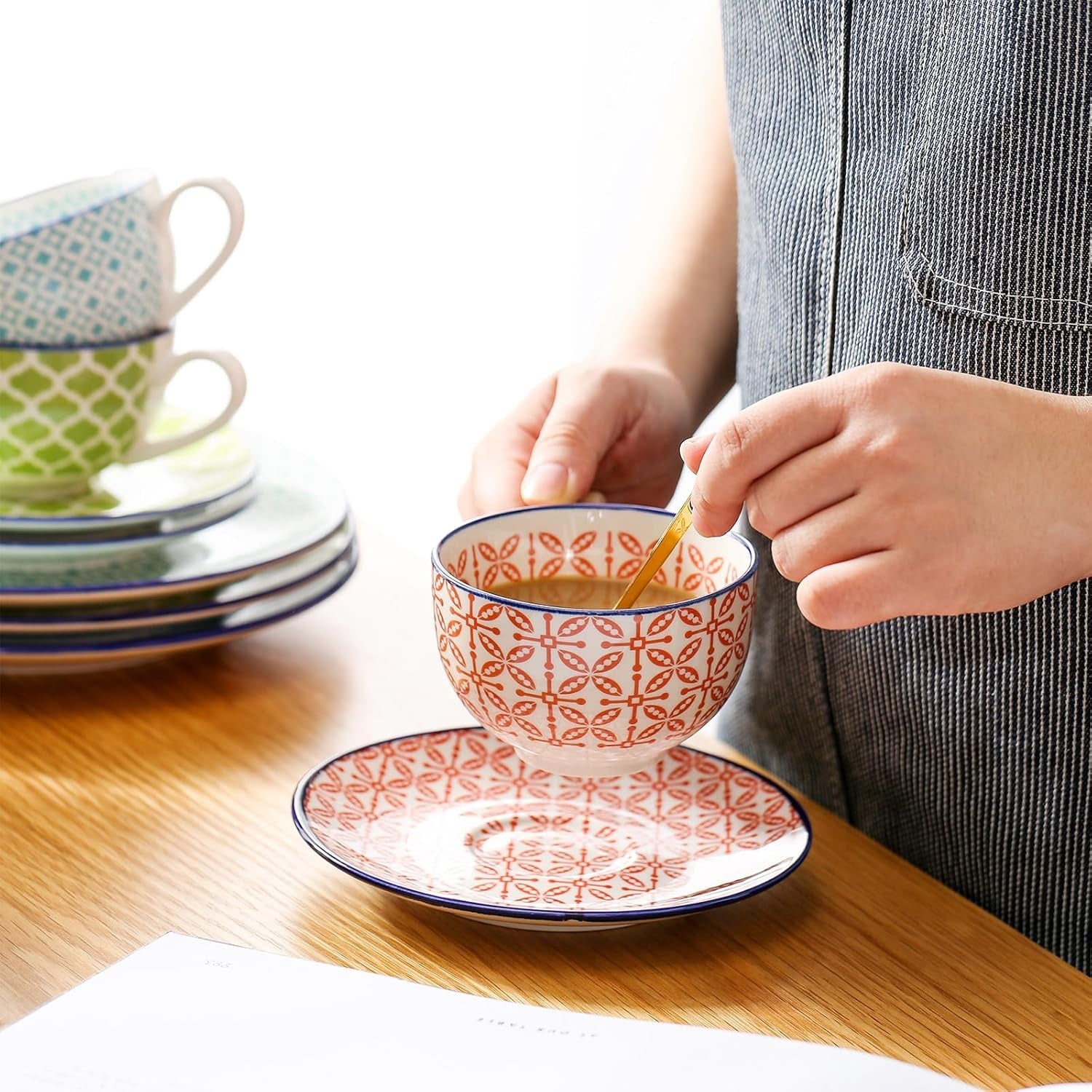 Vancasso Macaron porseleinen koffieset, 12-delig kleurrijk koffieservies voor 4-12 personen, kopjesset, inclusief koffiekopjes, schotels en dessertborden