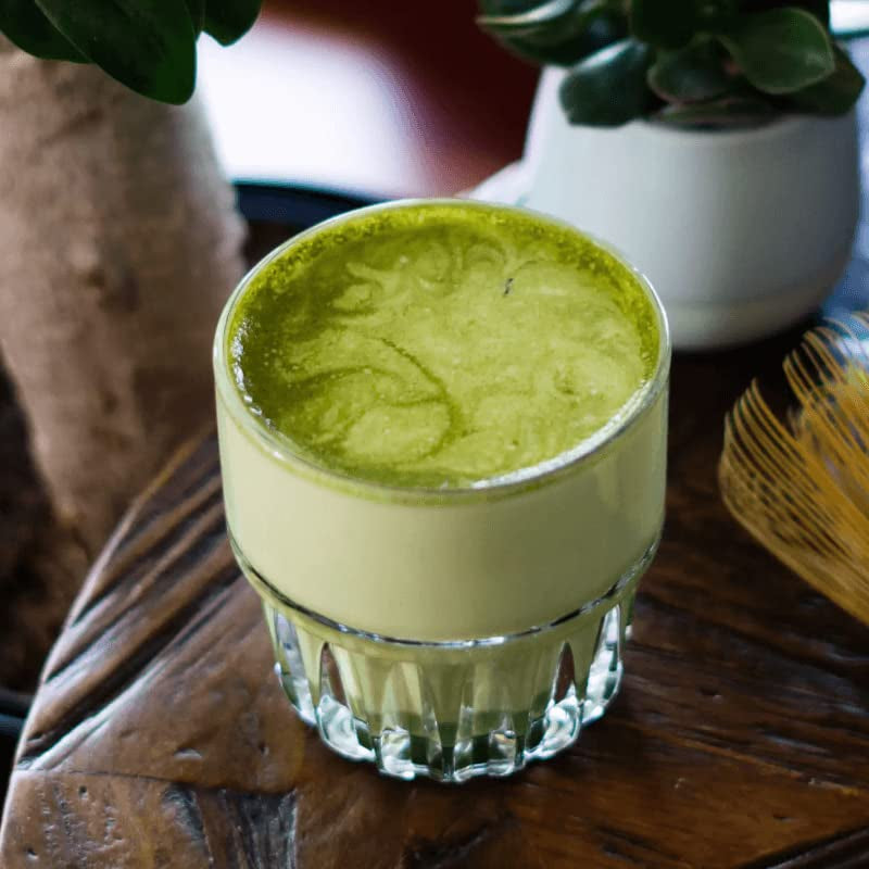 Moya Matcha Bio Dagelijks Groene Thee Poeder | 250 g dagelijkse kwaliteit (III) | Perfect om te consumeren met lattes, smoothies en limonades...