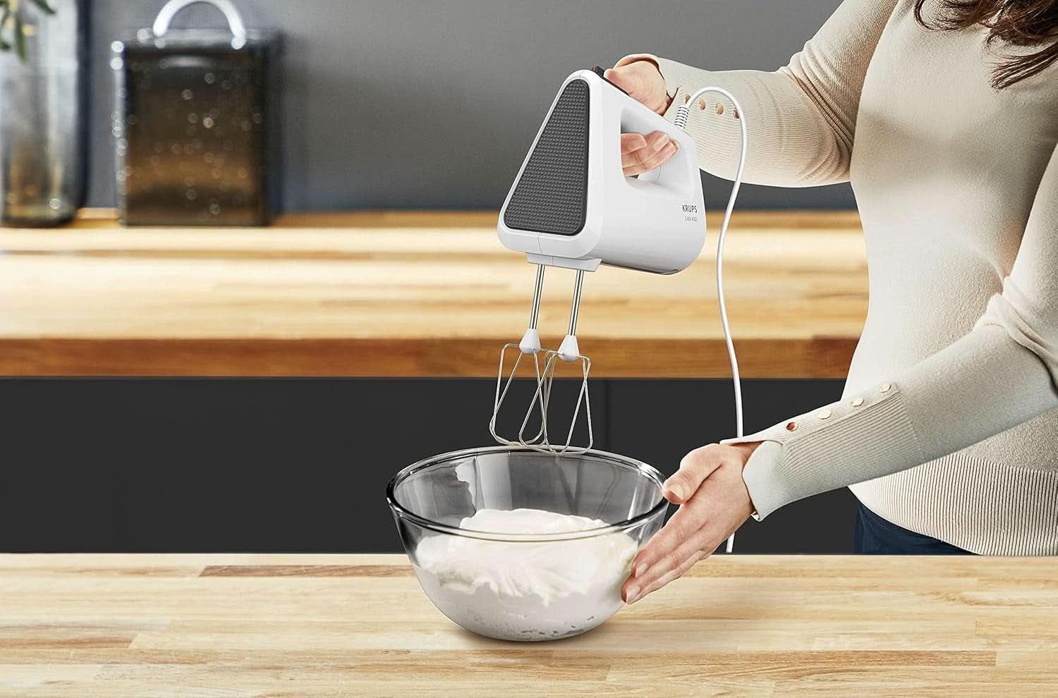 Krups GN4001 3 Mix 4000 Handmixer | 450 Watt | Robuust ontwerp | Variabele snelheidsregelaar | Turbo- en Auswurf-functie | Incl. 2 Rührbesen en 2 Knethaken | Weiß/Grau Keuken Naty Shop