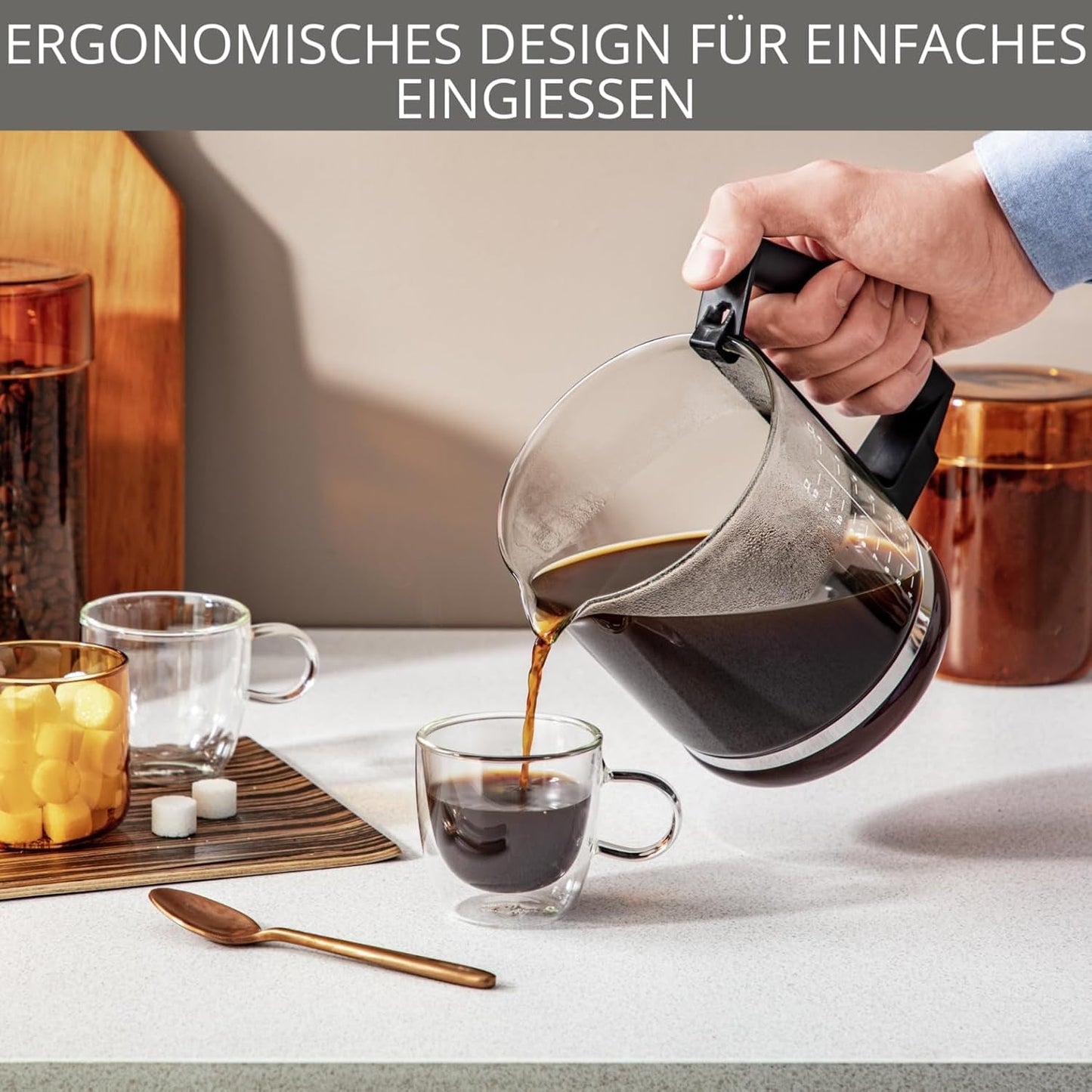 Krups T8 Filter-espressomachine, 850 Watt, automatische uitschakeling, 8-12 kopjes, 1 liter inhoud, permanent filter, verlichte aan/uit-schakelaar, eenvoudig te gebruiken, zwart, KM4689