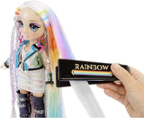 Rainbow High Hair Studio - Exclusieve Amaya Raine poppenspeelset met lang haar om te stylen - Inclusief wasbaar haarkrijt, haarborstel en accessoires - Cadeau voor kinderen vanaf 6 jaar