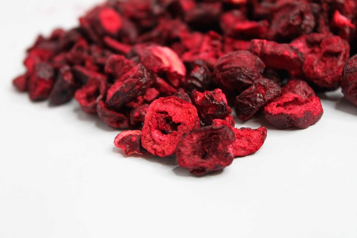 Gevriesdroogde kersen 100g - Gevriesdroogde bittere kersen - Gevriesdroogde gedroogde vruchten - Gesneden gedroogde bittere kersen - Ideaal voor bakken, decoratie, muesli en desserts Gedroogde producten Naty Shop