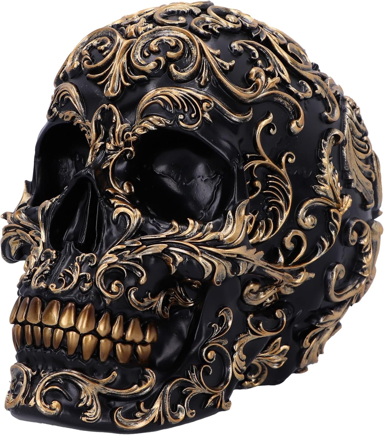 Renaissance-schedel, 19 cm, hars, zwart en goud, goud barokpatroon, zwart schedelornament, gotische decoratie, gegoten in de beste synthetische hars, met de hand geschilderd door experts Beeldjes en sculpturen Naty Shop