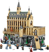 LEGO Harry Potter Kasteel Zweinstein: De Grote Zaal, verzamelspeelgoed met 11 minifiguren waaronder Hermelien Griffel, magisch cadeau voor jongens en meisjes 76435 Bouwsets Besuche in LEGO-Store