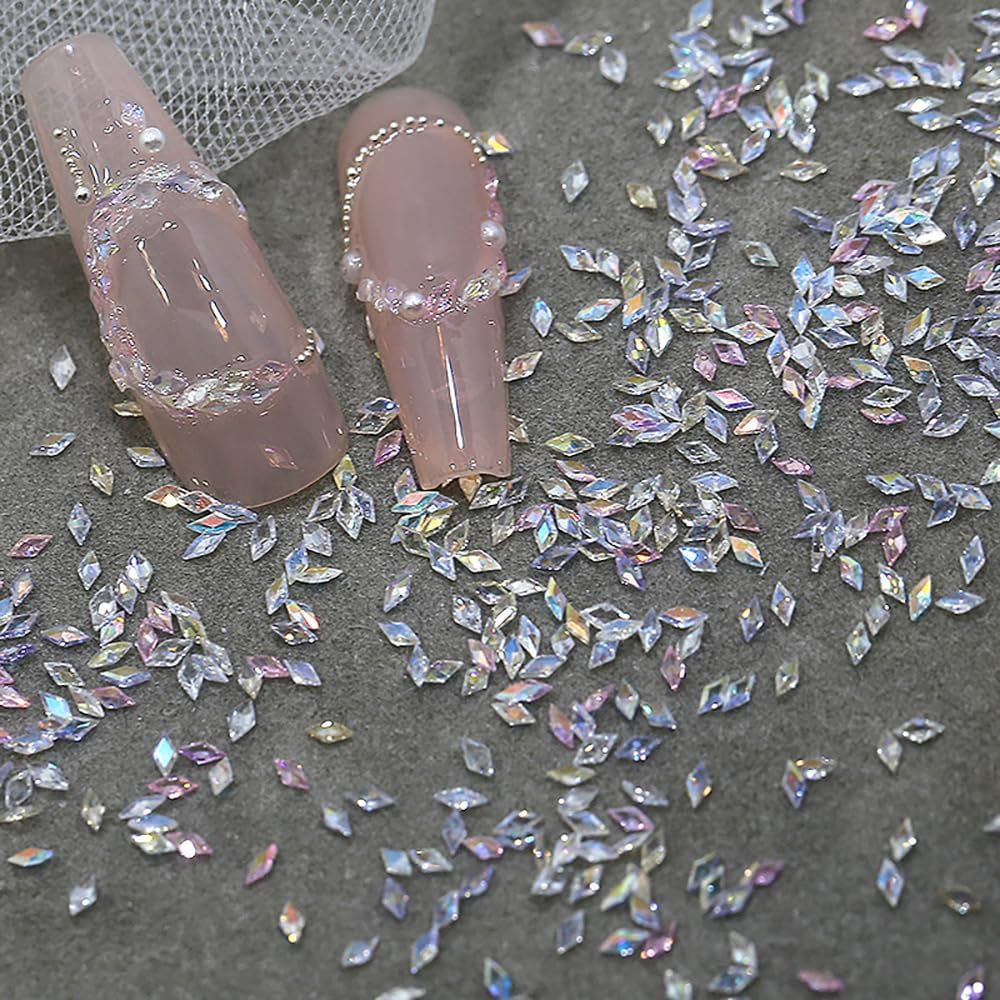50 stuks Kleine Zirkonia Ruit Glitter Nagelstenen Sleutelhangers Gemengde Kleuren Fonkelende Steentjes Nagelbedels Mini Ruit Nagelkristallen Diamanten Nagels Steentjes Nagelbedels Nagelaccessoires Nagelkunst