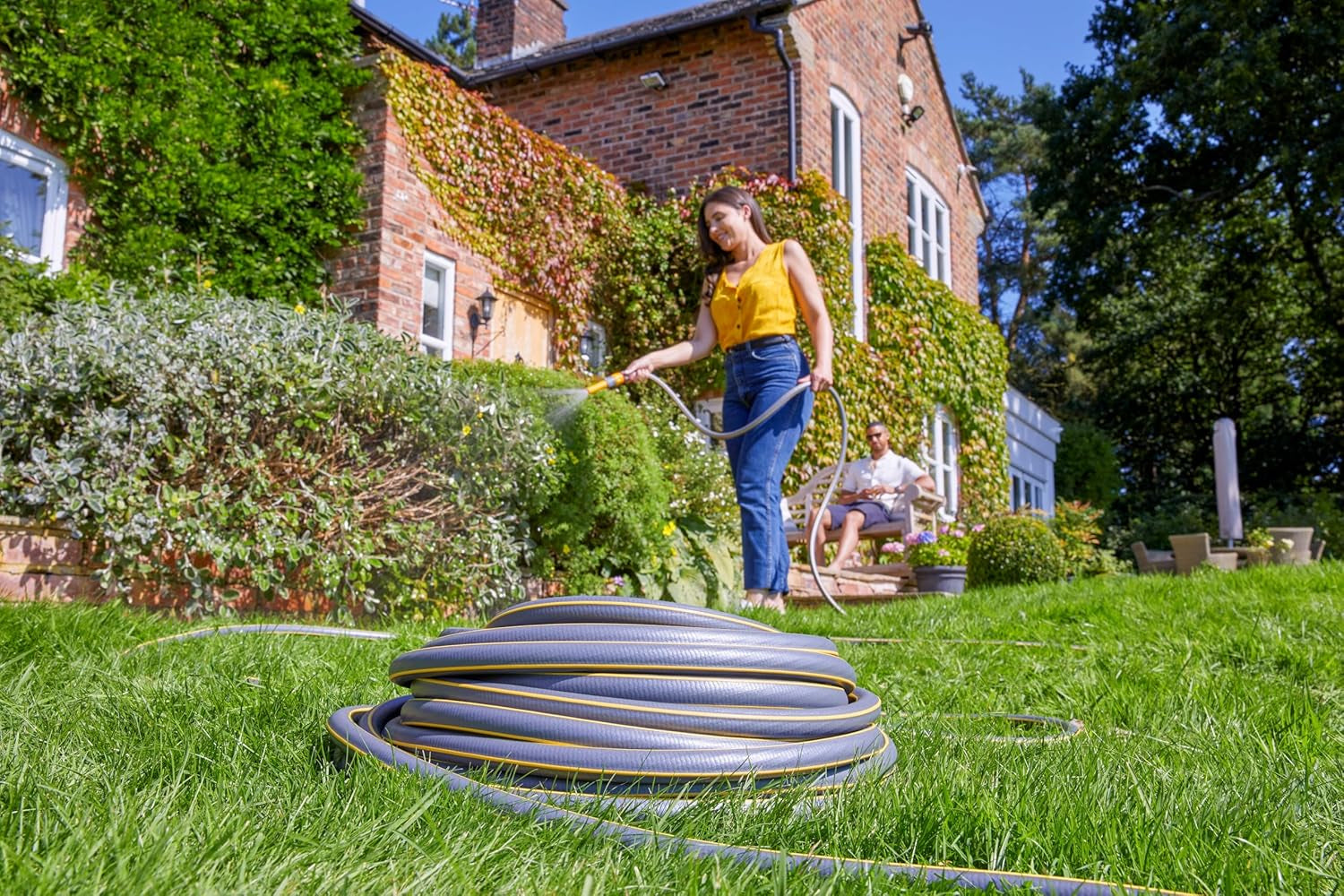 HOZELOCK Slang - Ultramax 12,5 mm x 30 m, tot 70% gerecycled PVC, robuust, weerbestendig, torsiebestendig, buig- en pletbestendig, grijs