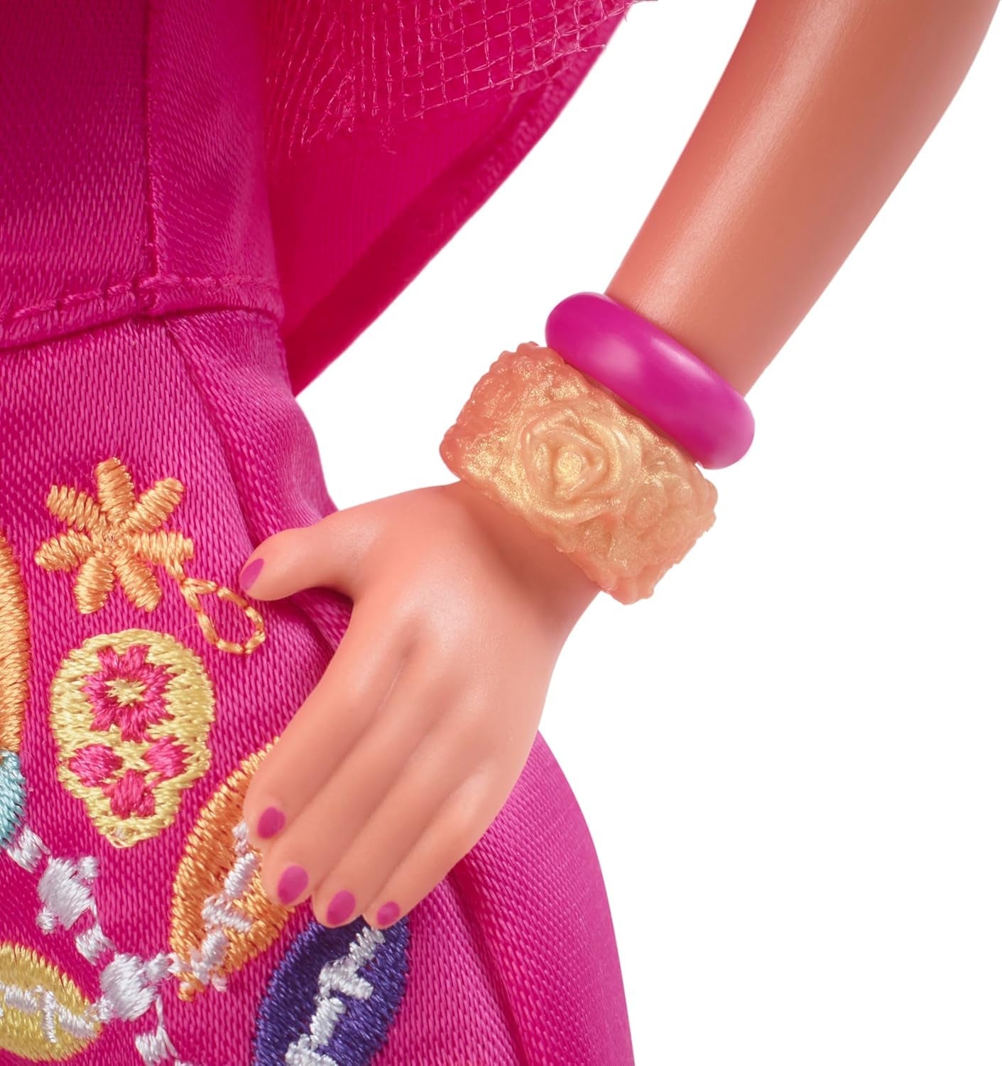 Dag van de Doden Barbiepop - Limited Edition met traditionele kleding en sieraden, inclusief standaard en verzamelcertificaat, voor verzamelaars en fans vanaf 6 jaar, HJX14