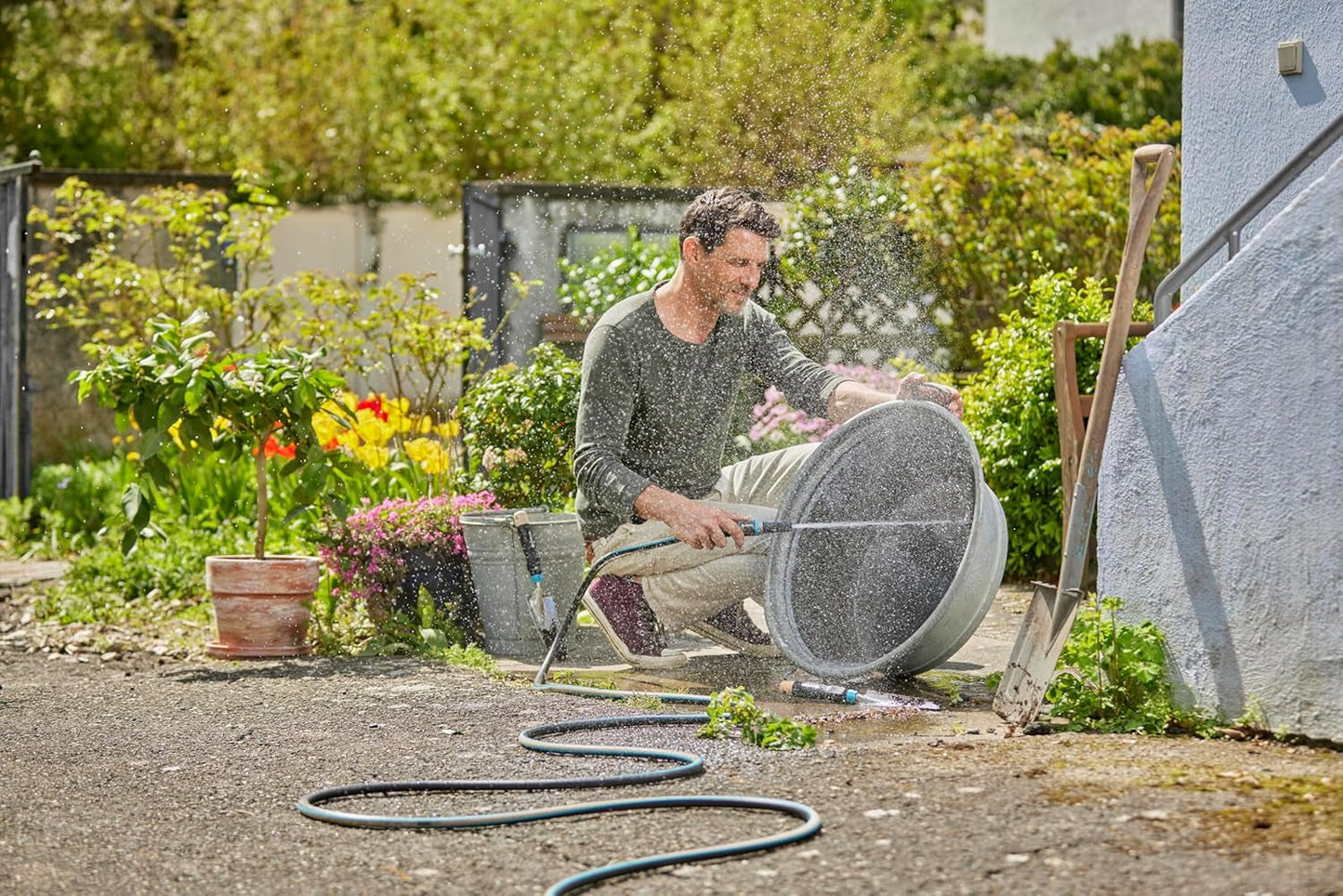 Gardena EcoLine slang 1/2 inch, 20 m zonder systeemcomponenten: Duurzame tuinslang van gerecycled plastic, vrij van ftalaten en schadelijke stoffen, sterke gripfunctie, vorst- en UV-bestendig (18930-20)