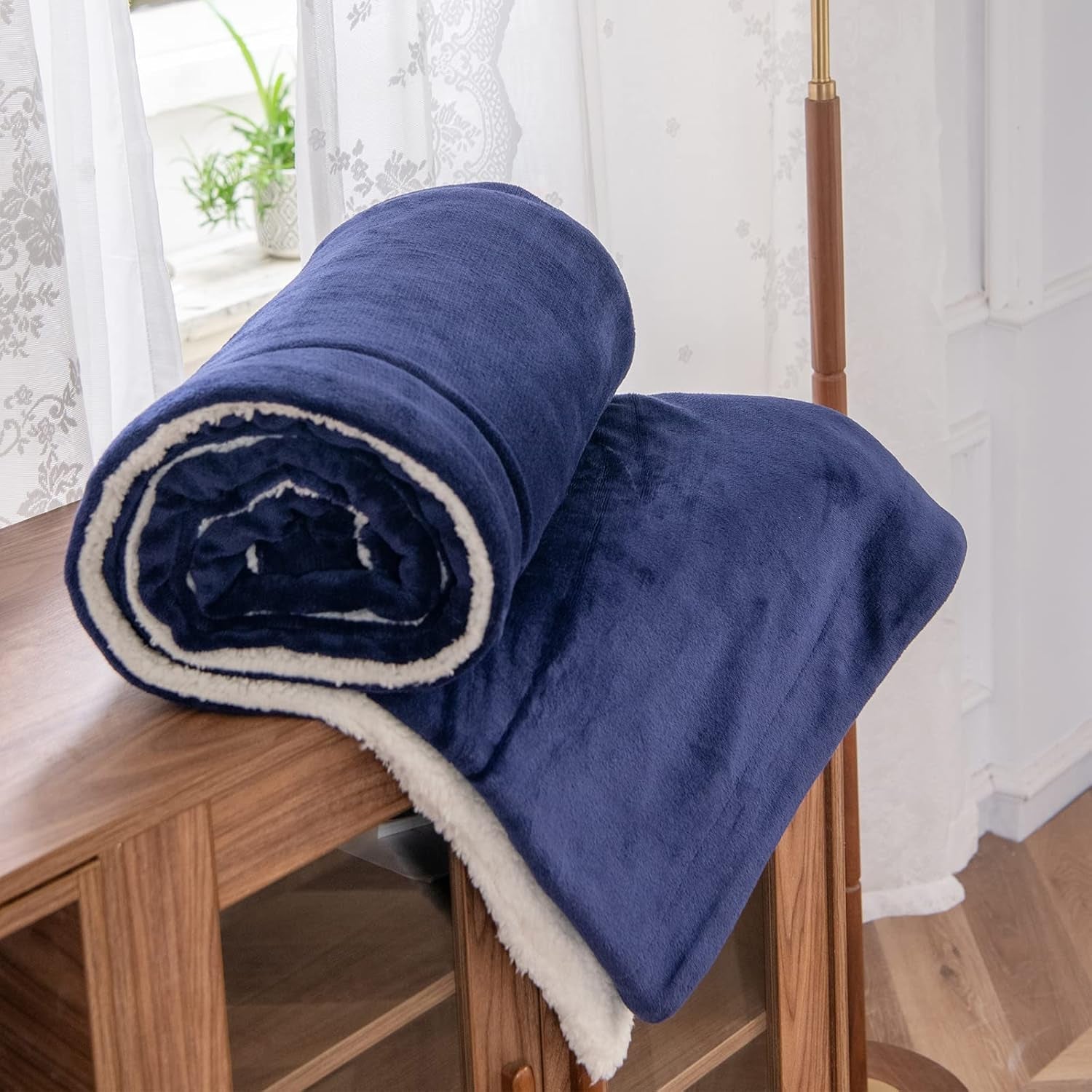 Kono Sherpa fleece deken, 150 x 200 cm, zacht, gezellig, pluizig, omkeerbaar, microvezel, vaste dekens voor bed, bank, bank (marineblauw, dubbel/dubbel) Bedden en dekens Besuche den KONO-Store