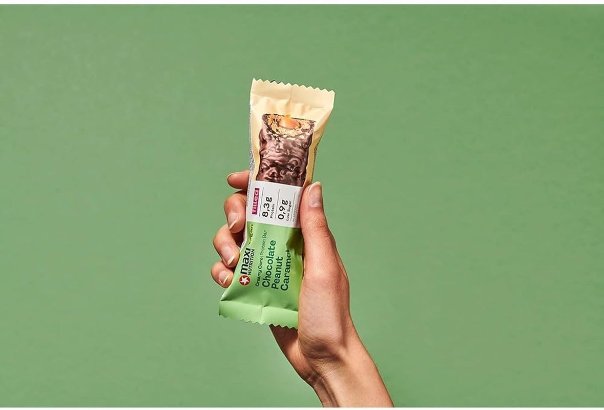 MaxiNutrition Romige veganistische eiwitreep met chocolade, pinda's en karamel 12x45g - veganistische eiwitreep, 18% eiwit, 8,3 g per reep, laag suikergehalte (0,9 g), geen toegevoegde suiker, geen kunstmatige smaakstoffen