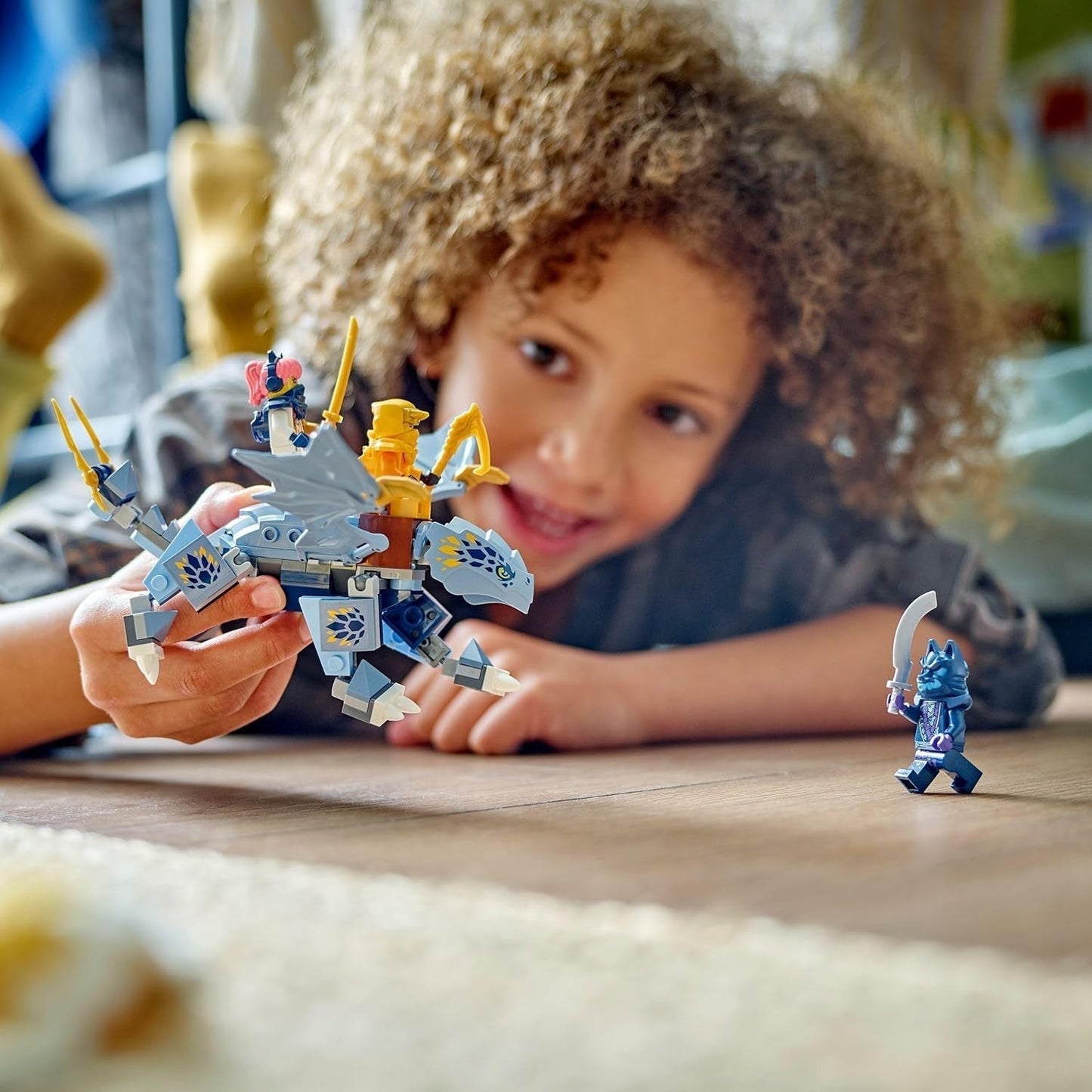 LEGO NINJAGO Riyu de babydraak Draakspeelgoed met 3 minifiguren, bouwbaar ninjaspeelgoed voor jongens en meisjes van 6 jaar oud, cadeau boordevol actie voor kinderen 71810 Bouwsets
