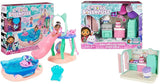 Gabby's poppenhuis, Purific Pool Party-speelset met Gabby- en Meerkat-figuren en Deluxe kamer, taart bakken, taart keuken