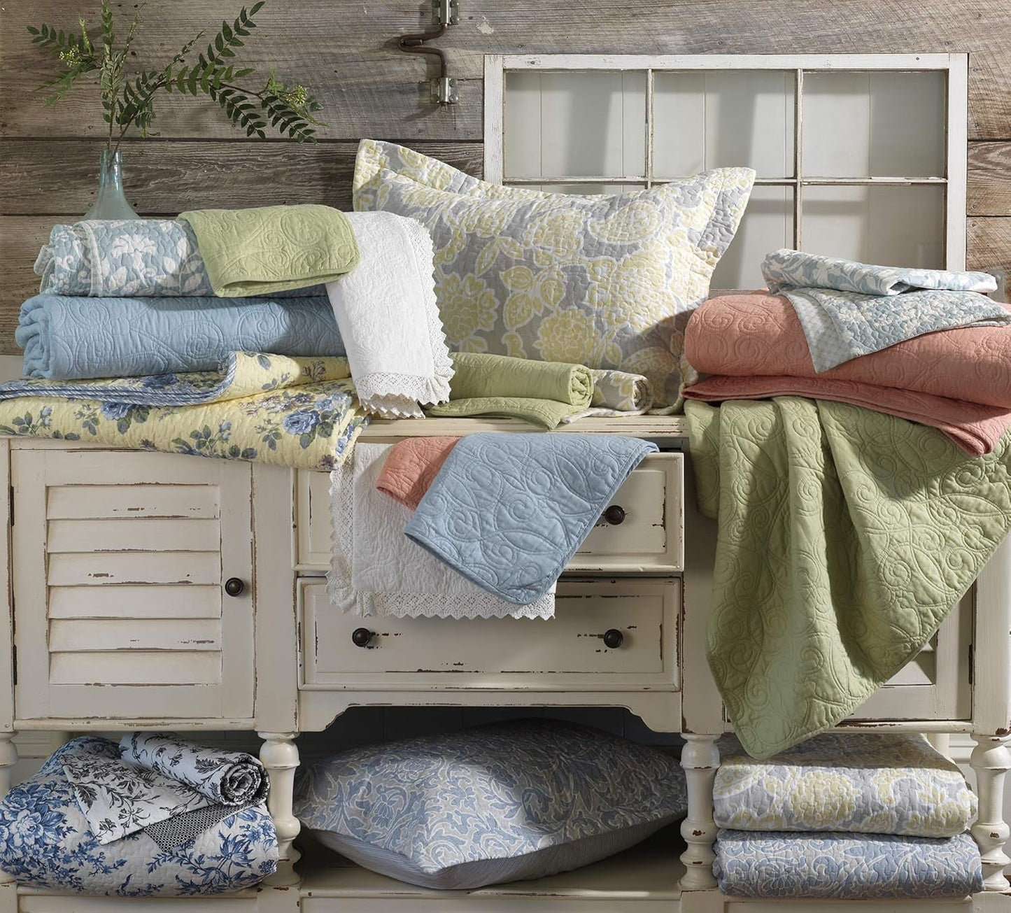 Laura Ashley Home Rüschen Garden Collection dekbed, 100% katoen, Ultra zacht, Voor alle seizoenen, Omkeerbaar, Elegant, Tweepersoonsbed, Crèmekleur (197783) Dekbedden en dekbedden Naty Shop