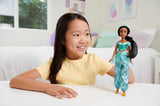 Mattel Disney Princess Toy Jasmine Fashion beweegbare pop met fonkelende kleding en accessoires Op Disney-film geïnspireerd cadeau voor kinderen HLW12 Naty Shop-poppen