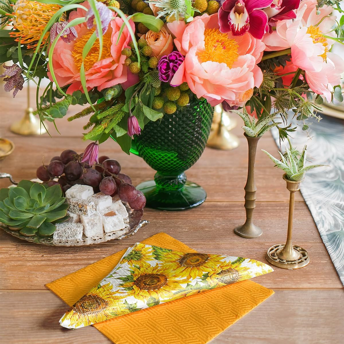 PAW - 3-laags servetten (33 x 33 cm) I 20 stuks I Perfect voor verjaardagen, feesten, dates I Herfsttafeldecoraties I Kleurrijke papieren servetten - Zonnebloemgele bloemblaadjes I Dansende zonnebloem