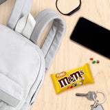 M&M's Pinda Chocolade Bulkverpakking 24 x 45g Chocolade Pinda Smaak Linzen Chocolade Cadeau (1080g) Ideaal als traktatie met voetbalthema