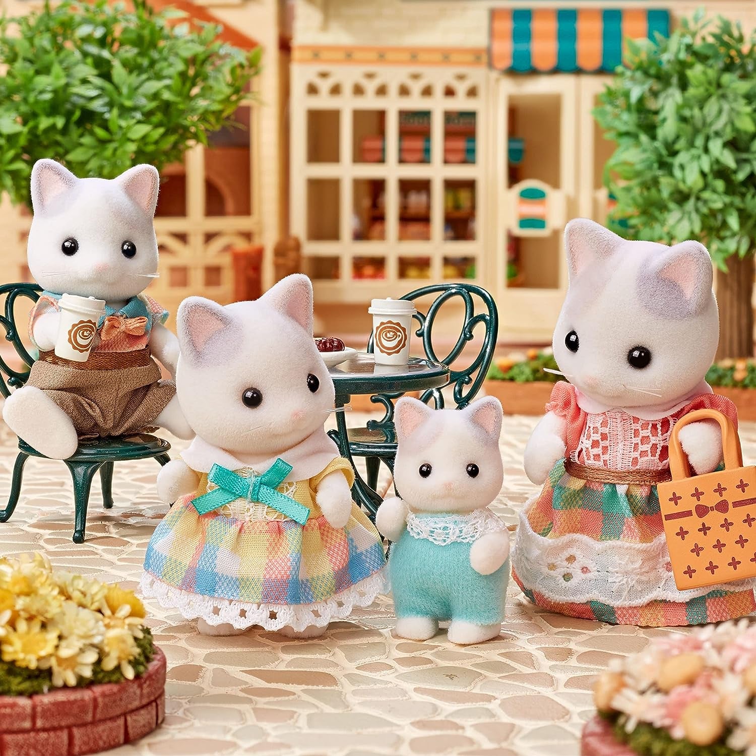 Sylvanian Families - 5738 Milk Cat Family - Poppenhuisfiguren