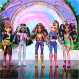 Unicorn Academy Valentina Doll - de originele pop uit de populaire Netflix-serie, is 24 cm hoog en heeft 5 accessoires voor fantasierijk rollenspel, voor kinderen vanaf 4 jaar