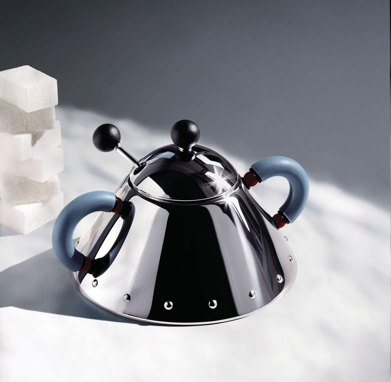 Alessi theepot met roestvrijstalen lepel, PA-handgrepen en knop, zwart