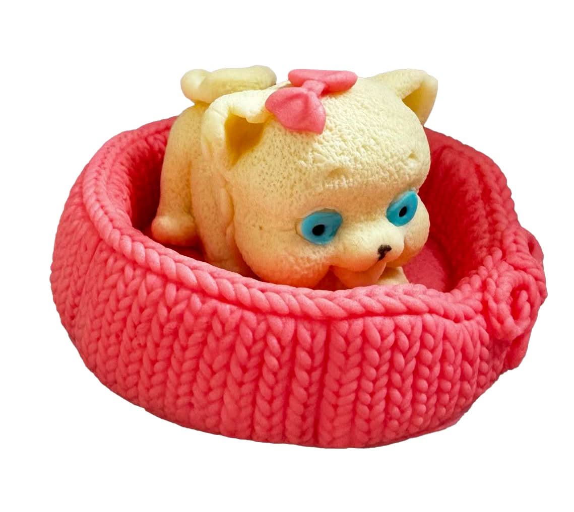 Eetbare suikerdecoratie, Kitty in een mandje Decoraties van Sugar Paste Nati Shop