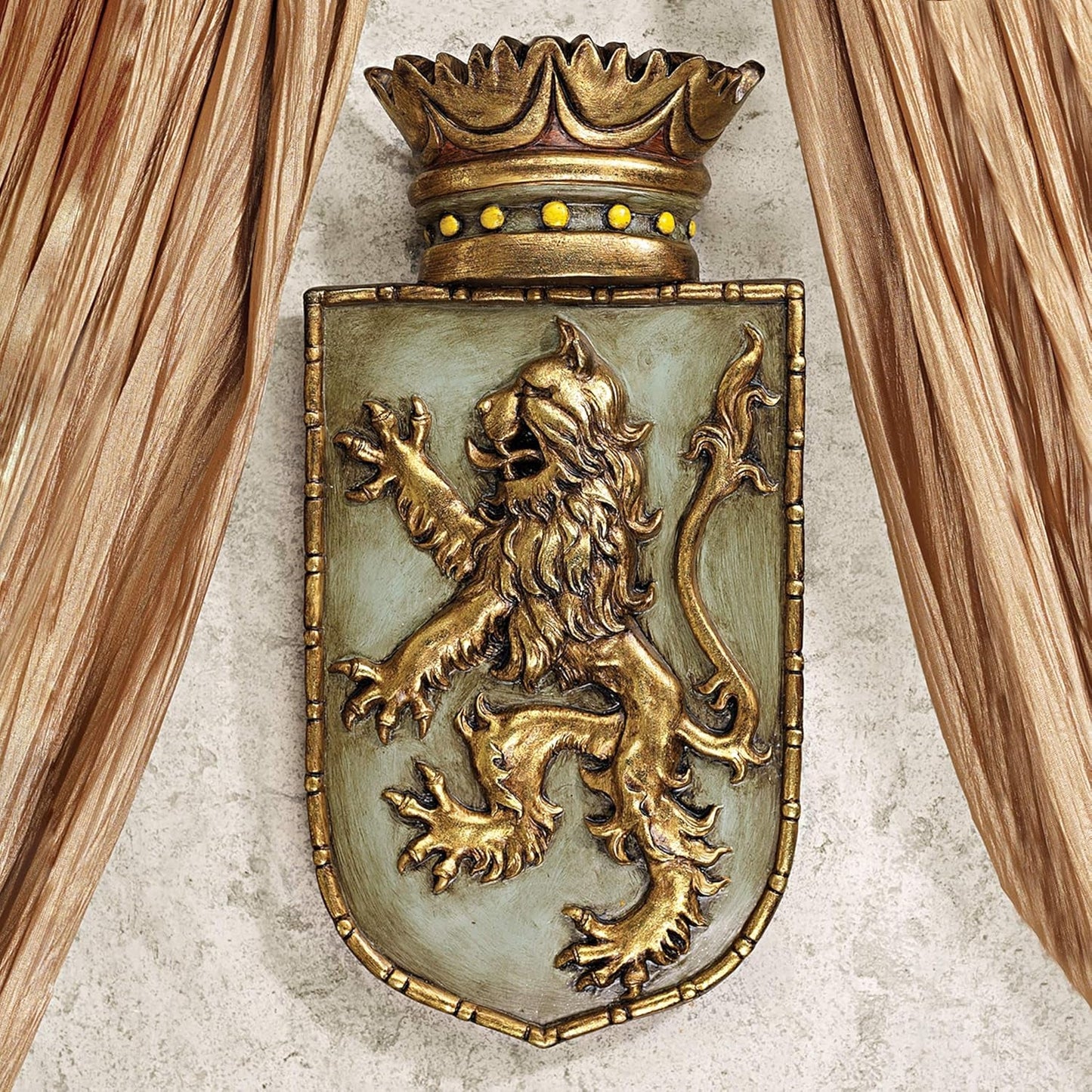 Design Toscano Middeleeuws schild Verticale leeuw, wandsculptuur Beeldjes en sculpturen Naty Shop