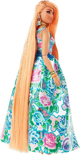 Barbie Extra Fancy, Kurvige Langen erdbeerblonden Haaren, zweiteiliges Outfit, Blaue Katze, rosa Handtasche, Ananas-Sonnenbrille, inkl Puppe, als Geschenk geeignet,HHN14