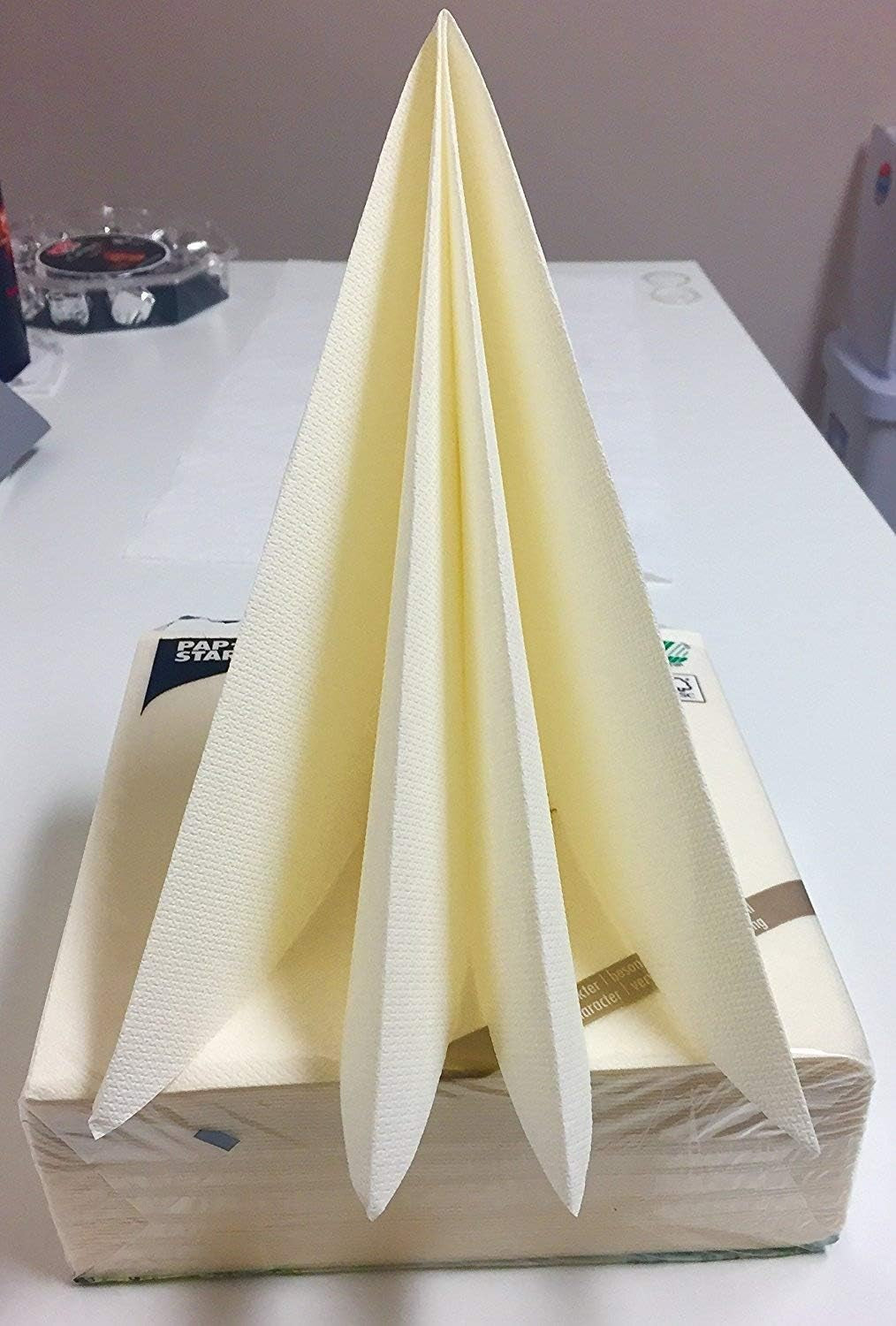 Papstar Servetten, Champagne Royal Collection 1/4-voudige Tissue Servetten, Maat 40 X 40 Cm, 1 X 50-pack, Champagne / Crème