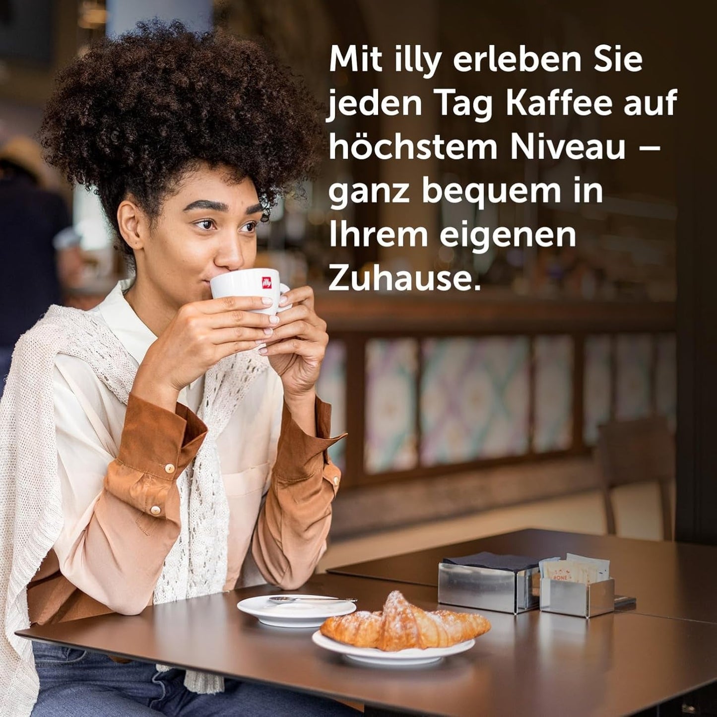 illy, Compatibel Aluminium-Kaffeekapseln CLASSICO, 100% Arabica met tonen van oranje bloemen en jasmijn, zoete smaak en zoete nasmaak, 10 verpakkingen van 10 capsules (100 in totaal)