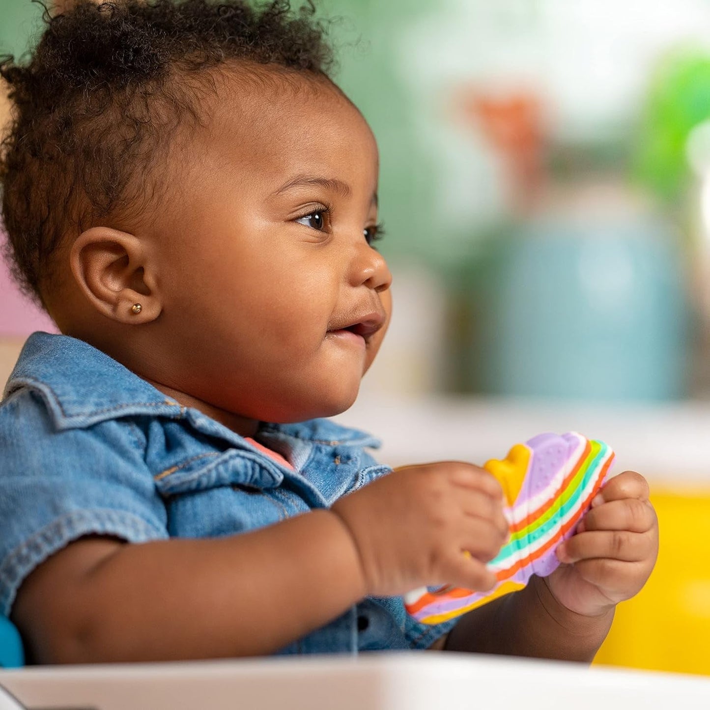 Bright Starts Soothing Soft Serve Siliconen bijtring, ijshoorntje gemakkelijk te pakken, BPA-vrij, unisex, 3 maanden+