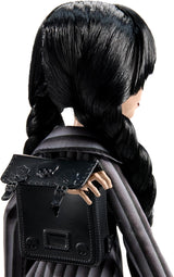 Monster High Wednesday-pop en accessoires Wednesday Addams verzamelfiguur in Nevermore Academy-uniform met ijskoude hand en rugzak-poppenstandaard HXJ04 Naty Shop-poppen